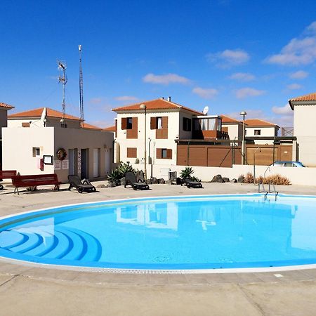 Casa Silencio, Villa With Terrace, Garden And Large Pool Area コラレホ エクステリア 写真